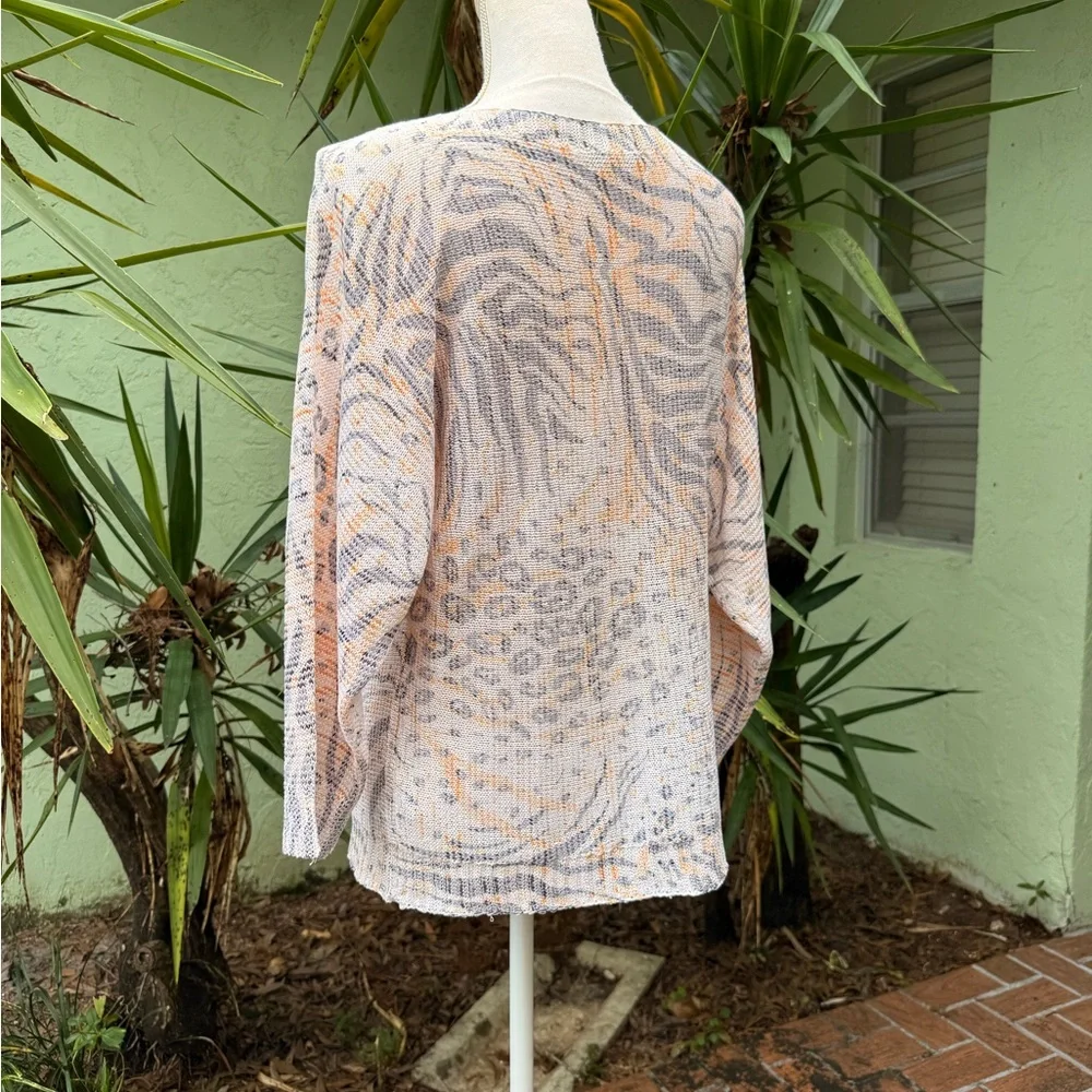 Sioni Light Tiger Sweater